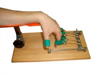 Настольный тренажер "Сгибание-разгибание пальцев" - fgospostavki.ru - Салехард