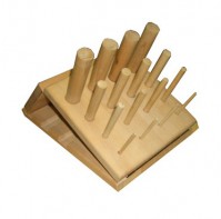 Наклонная панель с колышками для развития силы и подвижности пальцев рук и кисти (32 колышка) - fgospostavki.ru - Салехард