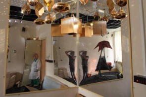 Зеркало настенное небьющееся без подсветки 169х59 сантиметров - fgospostavki.ru - Салехард